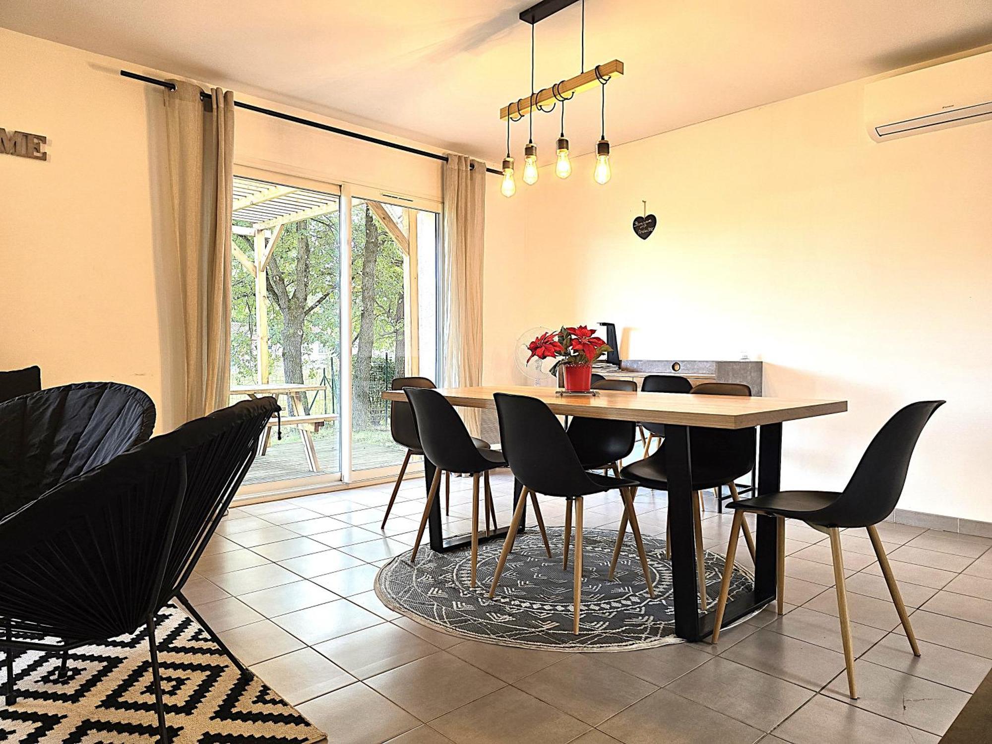 Le Clos Andree - Charmante Maison 8 Personnes - 5 Lits - Climatisation Reversible - Parking 3 Vehicules - Garage - Zone Nord Montauban - Terrasse Et Jardin Buitenkant foto