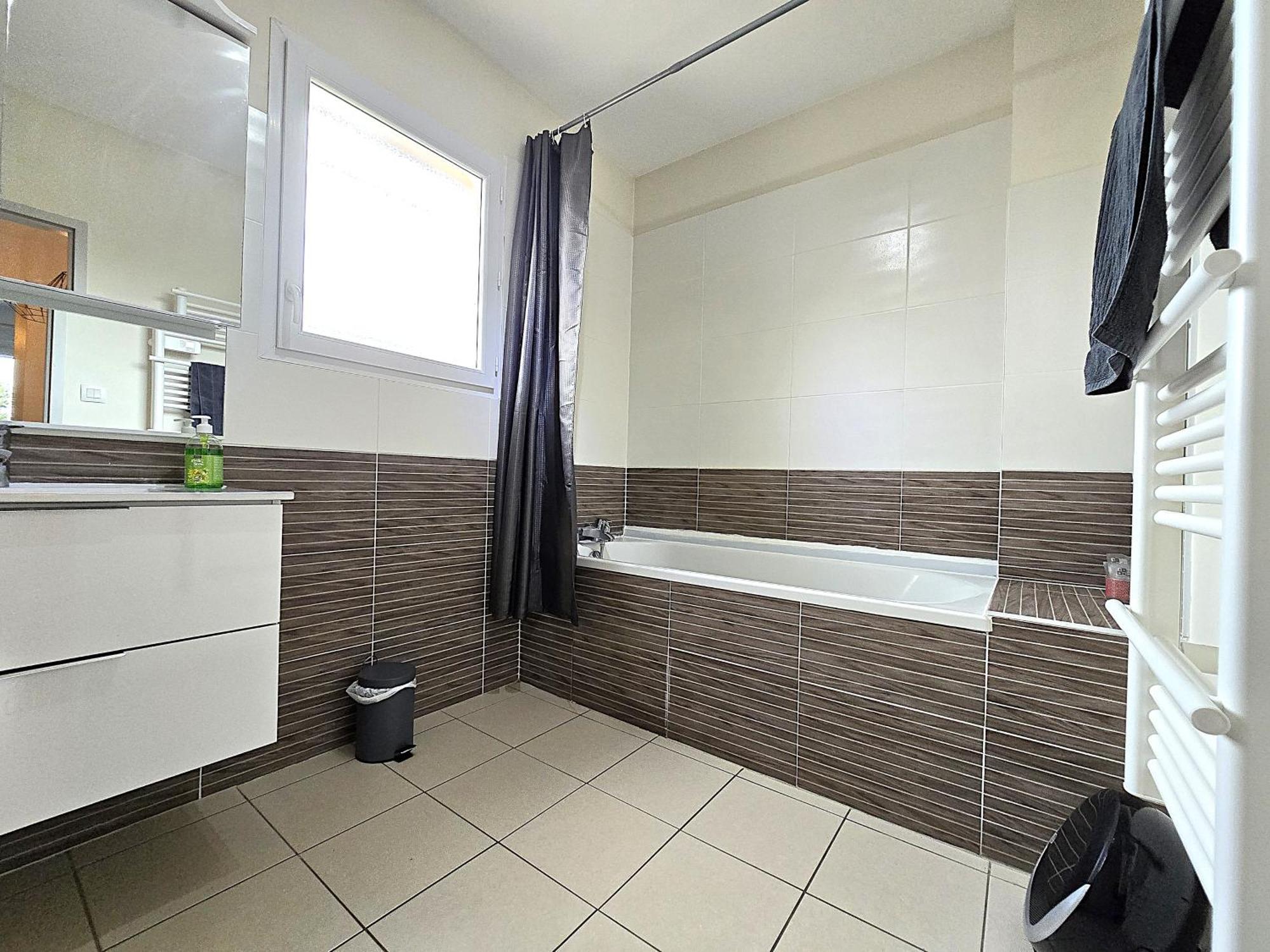 Le Clos Andree - Charmante Maison 8 Personnes - 5 Lits - Climatisation Reversible - Parking 3 Vehicules - Garage - Zone Nord Montauban - Terrasse Et Jardin Buitenkant foto